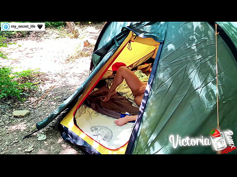 ❤️ ថតដោយកាមេរ៉ា Passionate jerk off Stranger in a tent ❤️  សិច នៅ km.virtsextor.ru ❤